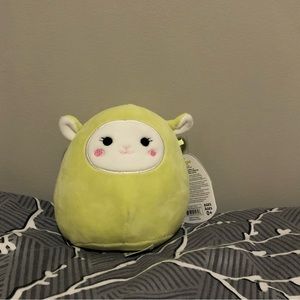 Addison the Lamb 5” Squishmallow